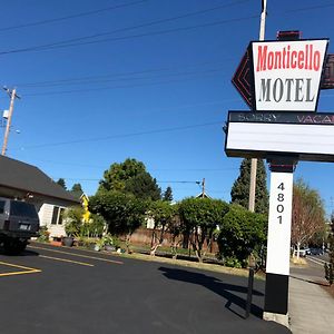 Monticello Motel